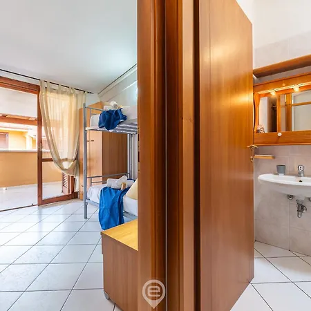 Coastal Nest - Aircon & Parking بيت للعطل